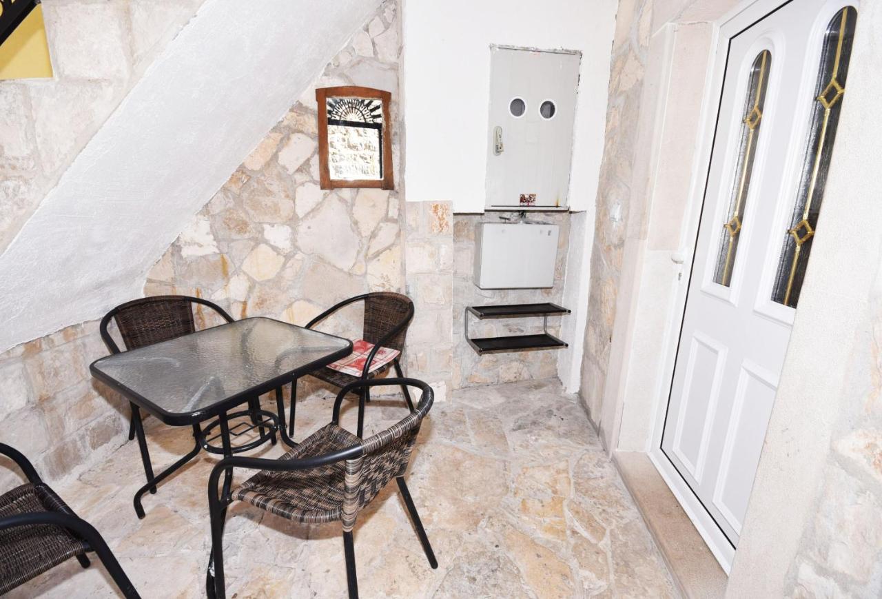 Vila Kula 1830 Apartments Χέρτσεγκ Νόβι Εξωτερικό φωτογραφία