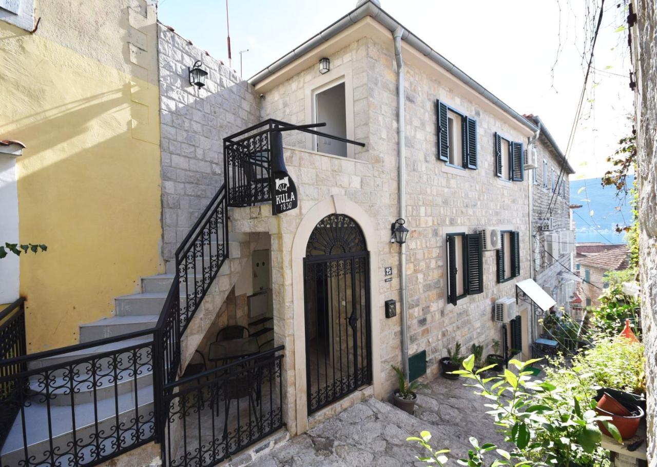 Vila Kula 1830 Apartments Χέρτσεγκ Νόβι Εξωτερικό φωτογραφία