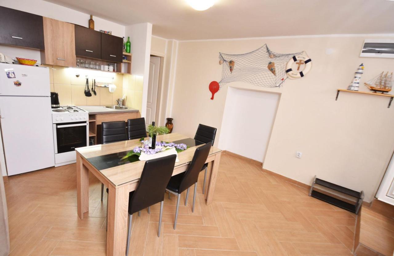Vila Kula 1830 Apartments Χέρτσεγκ Νόβι Εξωτερικό φωτογραφία
